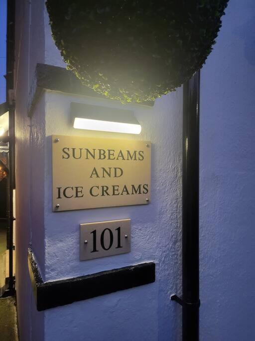 Sunbeams And Ice Creams Villa Scarborough Ngoại thất bức ảnh